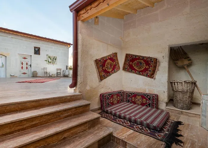 Haciasik Konagi Butik * アヴァノス